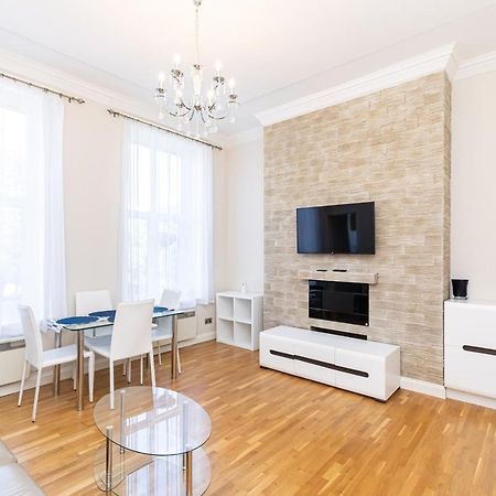 Holiday Beach Flat In Bournemouth, England, Uk Apartment ภายนอก รูปภาพ