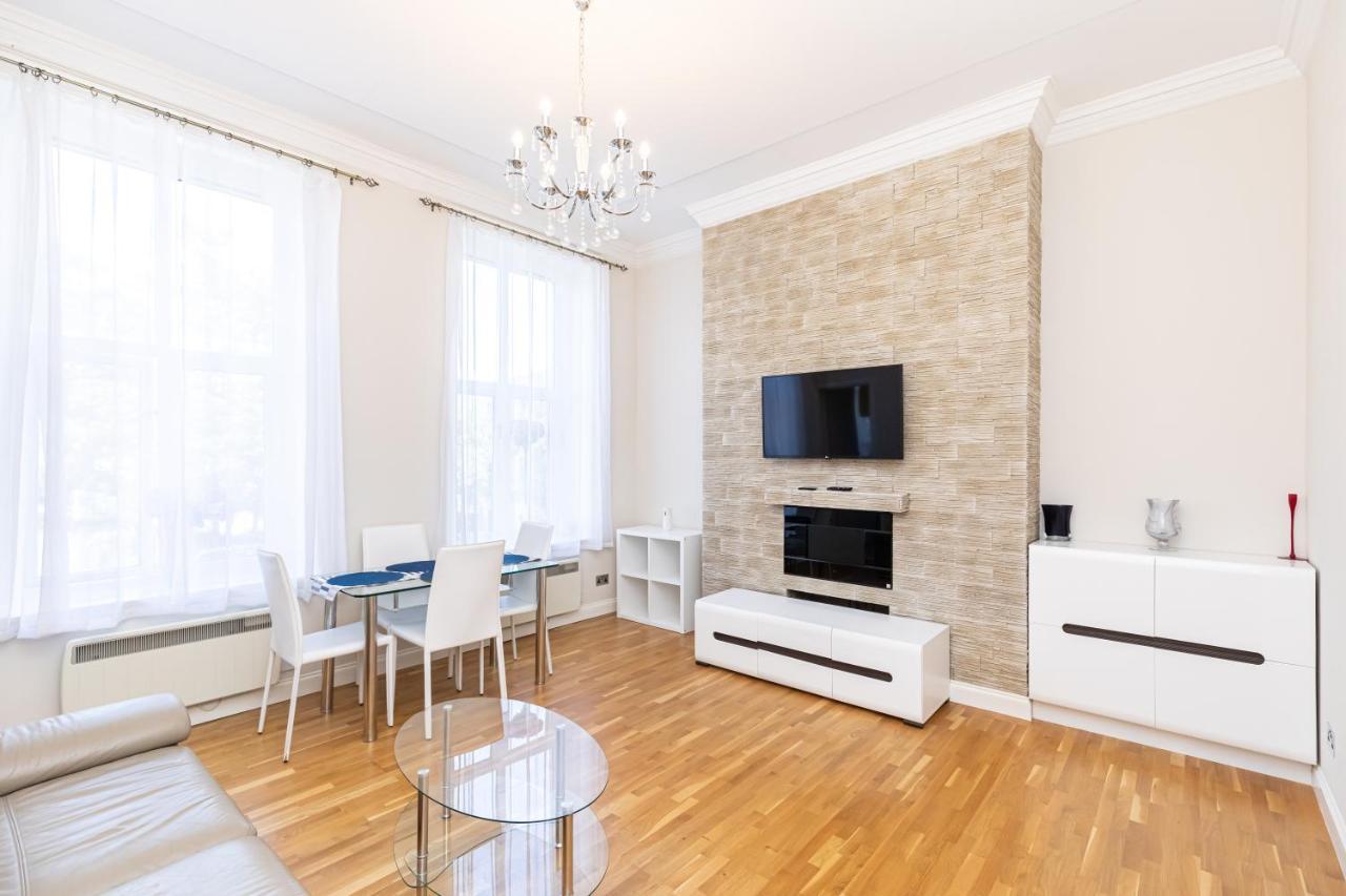 Holiday Beach Flat In Bournemouth, England, Uk Apartment ภายนอก รูปภาพ