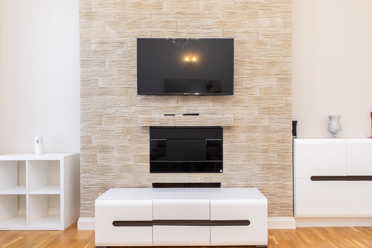Holiday Beach Flat In Bournemouth, England, Uk Apartment ภายนอก รูปภาพ