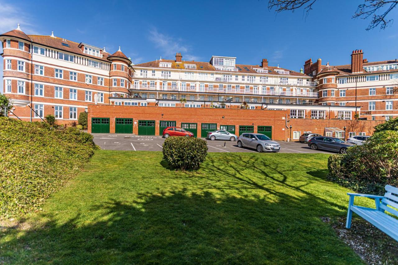Holiday Beach Flat In Bournemouth, England, Uk Apartment ภายนอก รูปภาพ